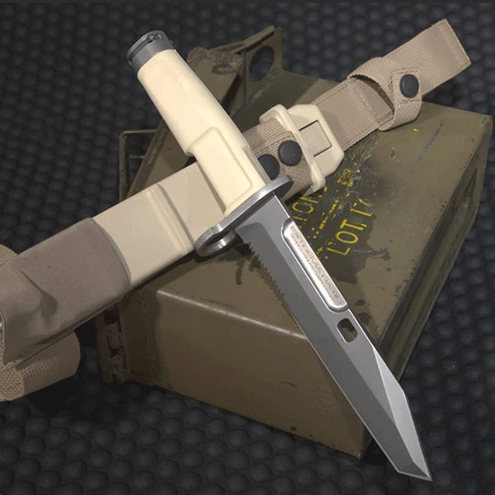 ​Штык-нож Extrema Ratio Fulcrum Bayonet – точка опоры