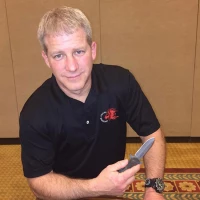 Rick Hinderer (Рик Хиндерер)