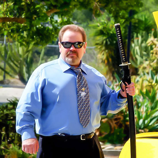 Lynn C. Thompson (Линн С. Томпсон)