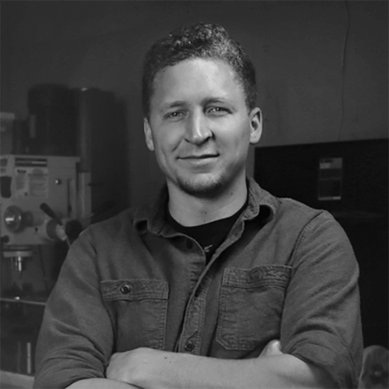 T.J. Schwarz (Ти Джей Шварц)